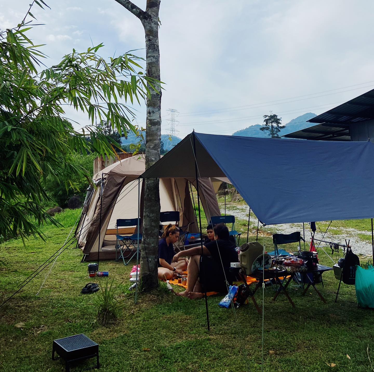 Duo Camp Campsite By The River